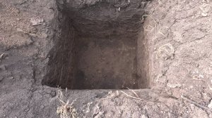 Какого размера должна быть яма для ДАЧНОГО ТУАЛЕТА ?