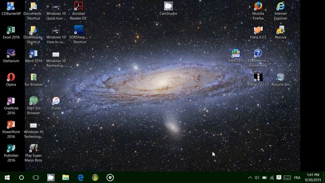 Windows 10 Tip and tricks How to get the on screen keyboard button in the taskbar смотреть онлайн