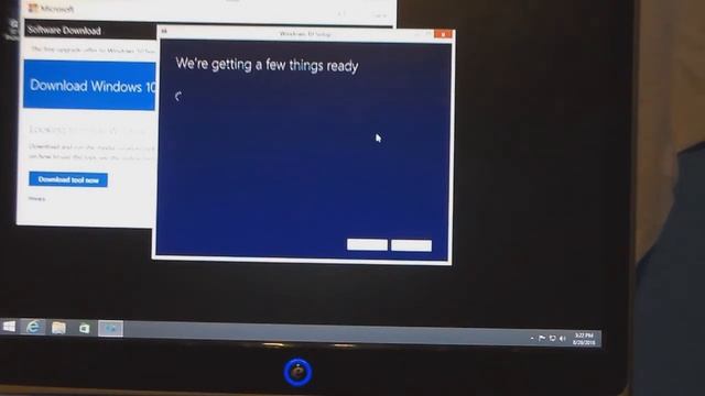 how to sill get the windows 10 update for free and exploring a useless windows option смотреть онлайн