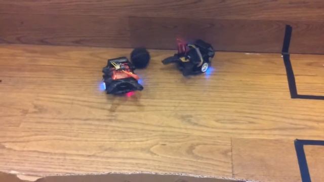 Simple Robot Soccer with Pololu3PI and XBee смотреть онлайн