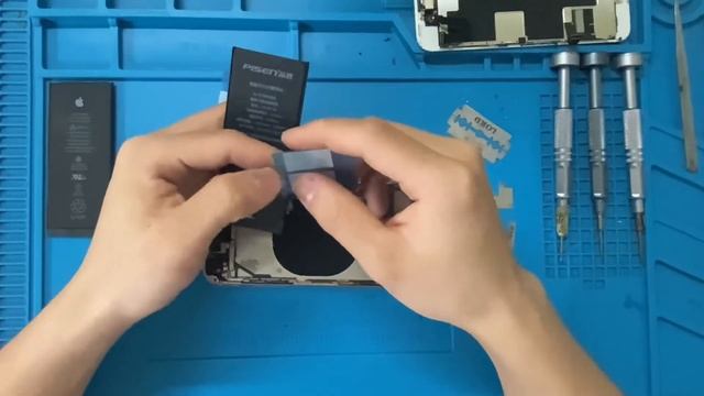 Thay pin Iphone 8 pisen смотреть онлайн