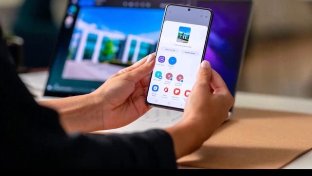 Samsung One UI 6.0 Android 14 - IT'S ALIVE! 😍 смотреть онлайн
