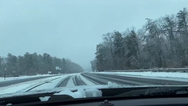 Is driving a Dodge Challenger in the snow a GOOD idea? смотреть онлайн