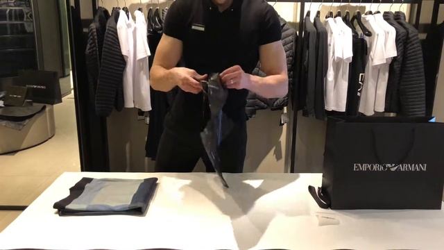 Упаковка Emporio Armani смотреть онлайн
