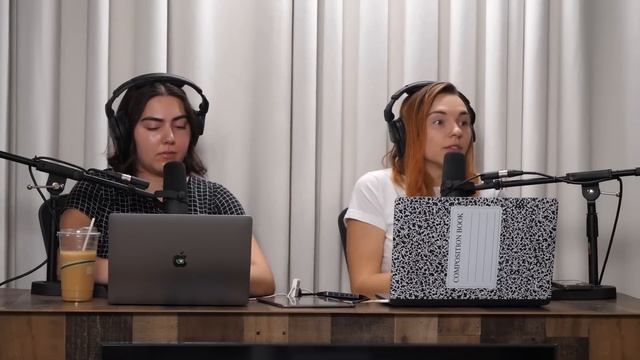 Going Deeper with Lindsay Hubbard (Not a 1950s Housewife) Plus Bravocon and Flying Air Canada смотреть онлайн