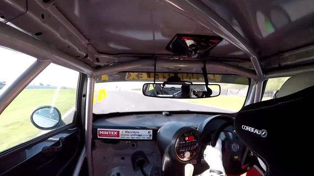 J Mac Fastest Lap Oulton Park Qually смотреть онлайн