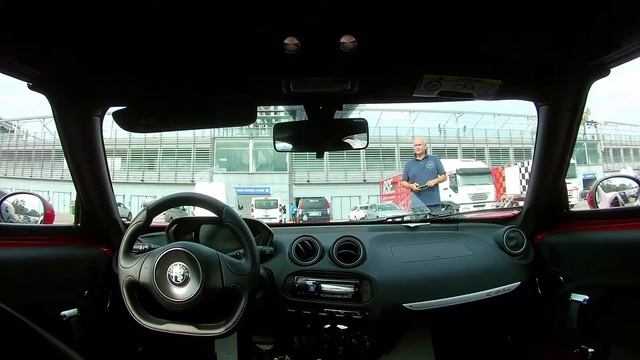 Time Lapse Alfa Romeo 4C Spider смотреть онлайн