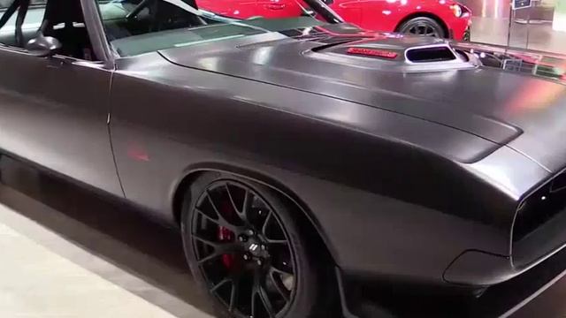 2017 Dodge Challenger Shakedown by Mopar Exterior and Interior Walkaround смотреть онлайн
