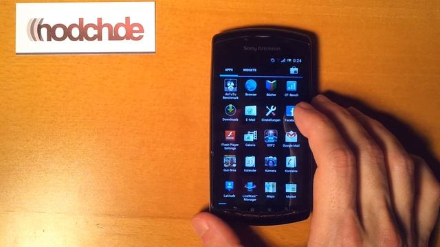 First Look: Android Ice Cream Sandwich on Xperia Play смотреть онлайн