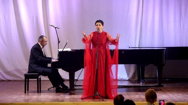 07 М. Цветаева из сборника "Бессонница", "В огромном городе моем", исп. Анжелика Ягужинская смотреть онлайн