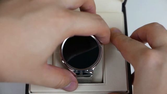 Huawei Watch 1 from 2015 is still my Favorite Android Wear Smartwatch Ever смотреть онлайн