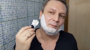 УЖАСЫ и МАГИЯ бюджетного бритья! Бритьё Рапирой!