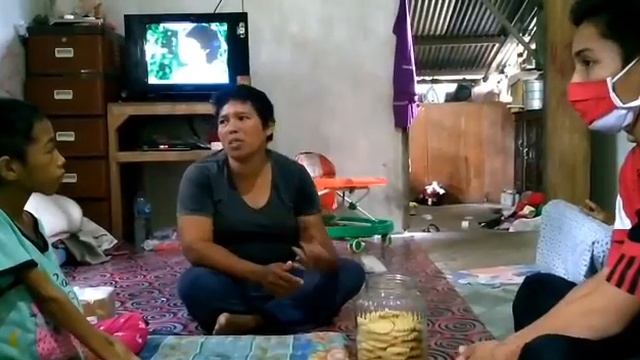 Ketua FAD Menjenguk Adik NurZaini смотреть онлайн