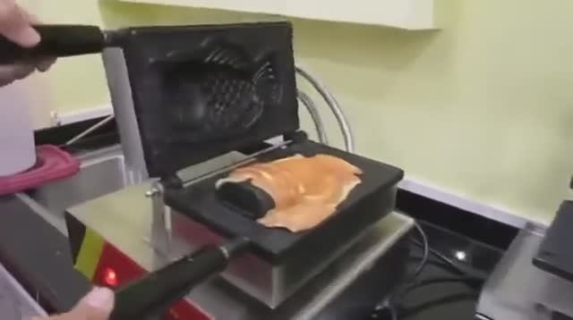 Вафельница "рыбка для мороженого" смотреть онлайн