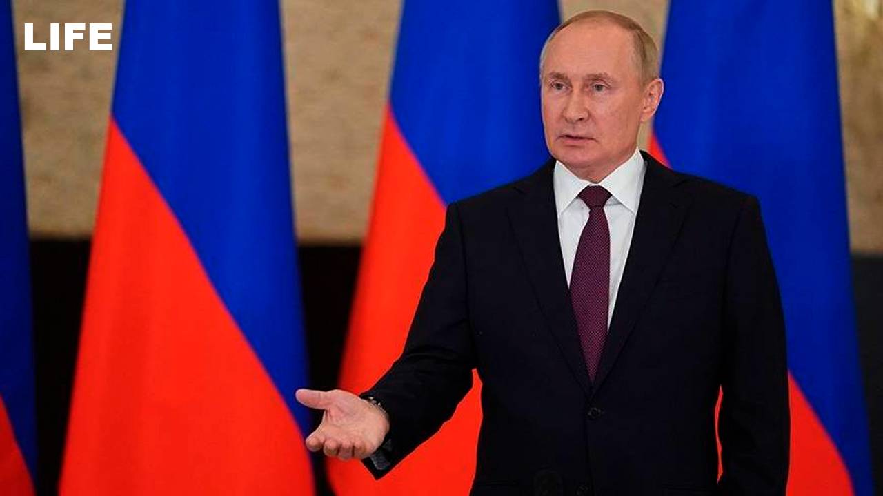Путин рассказывает об итогах БРИКС в Казани смотреть онлайн