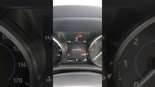 How to reset service light on a 2018 Jaguar F Pace. смотреть онлайн