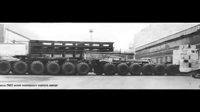 Единственный_в_мире_грузовик_с_24-мя_ведуведущ.