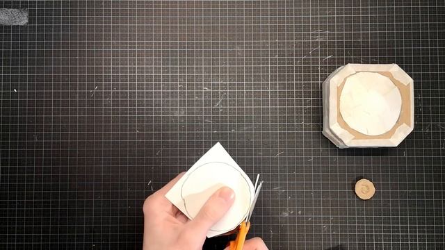DIY cardboard Jack sparrow Compass build timelapse смотреть онлайн