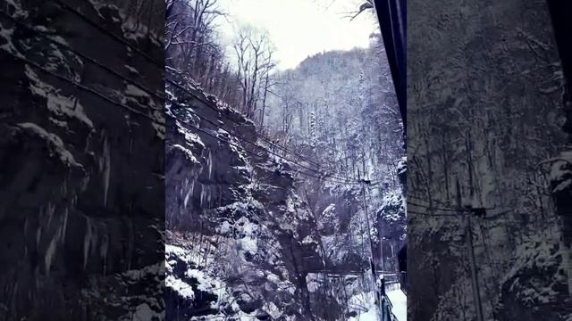 ГУАМСКОЕ УЩЕЛЬЕ смотреть онлайн