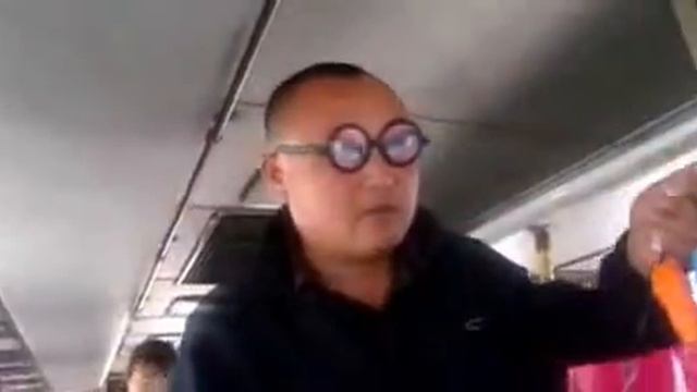 Угар! Очки надо (продолжение) Пузырья нннадо смотреть онлайн