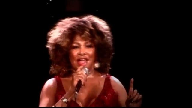 Tina Turner - What's Love - Live Manchester 2009 смотреть онлайн