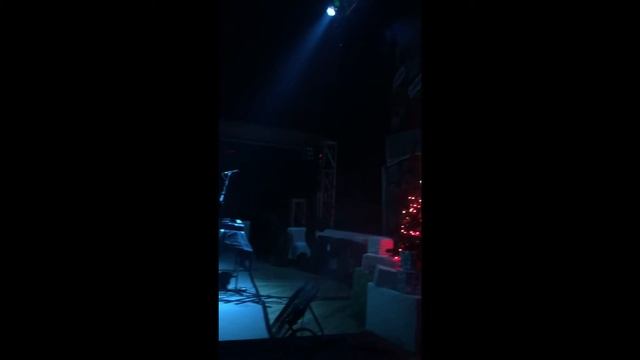 Kovax performing at The Crofoot Pontiac смотреть онлайн