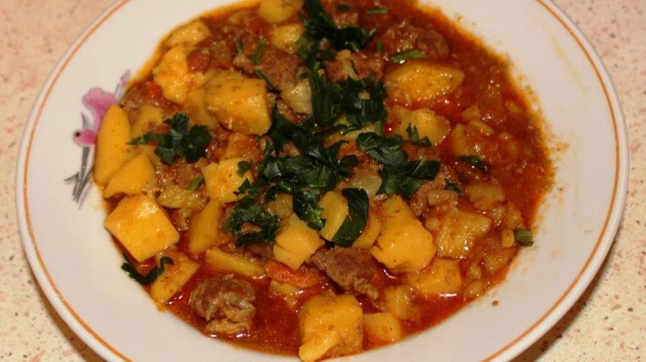 Жаркое из свинины с японским соусом карри. Японская кухня. смотреть онлайн