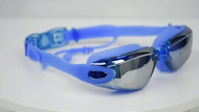 очки для плавания смотреть онлайн