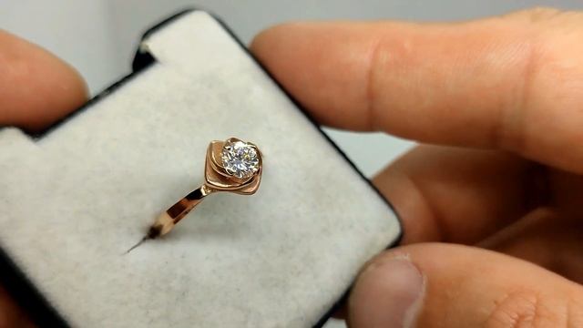 Кольцо красное золото 585 белоснежный муассанит 0,50кт смотреть онлайн