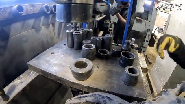 замена сайлентблоков передних и нижних рычагов-шаровая опора-наконечник рулевой тяги. dodge Charger смотреть онлайн