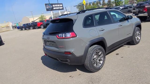 2022 Jeep Cherokee 'Trailhawk' смотреть онлайн