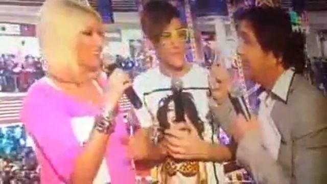 Рома Желудь в ТЦ 'Вегас' смотреть онлайн