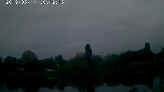 ПЕРВЫЙ МАЙСКИЙ КАРАСЬ смотреть онлайн