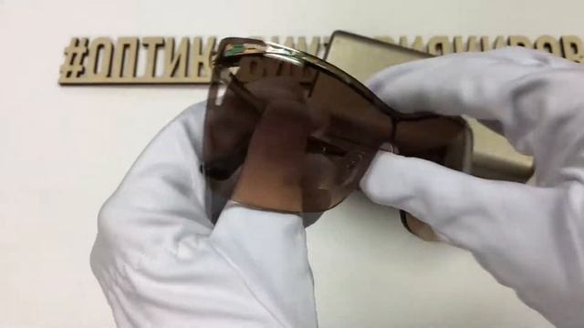 Очки солнцезащитные 6138 2014/13 Bvlgari c футляром смотреть онлайн