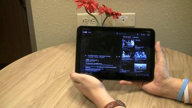 Motorola Xoom Unboxing und Android 3.0 Test смотреть онлайн