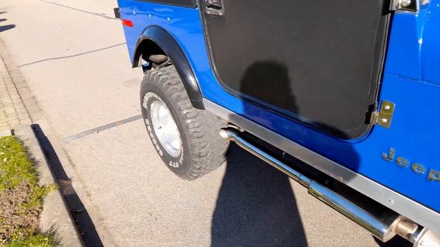 Jeep CJ7 1977 304ci V8 смотреть онлайн