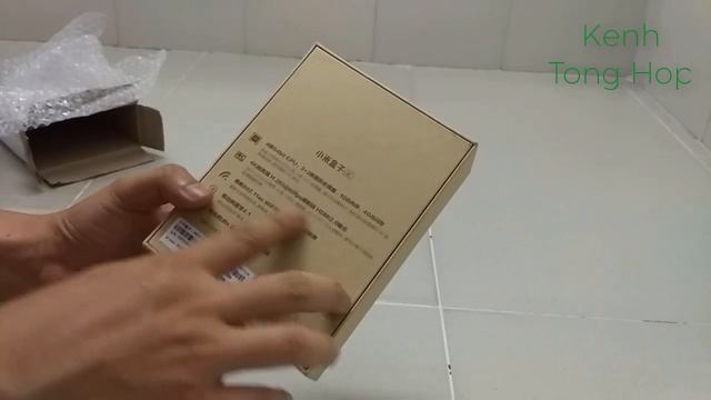 Mở Hộp và trên tay nhanh Android Tivi Box Mibox 3C Tiếng Việt và GooglePlay 2017 смотреть онлайн