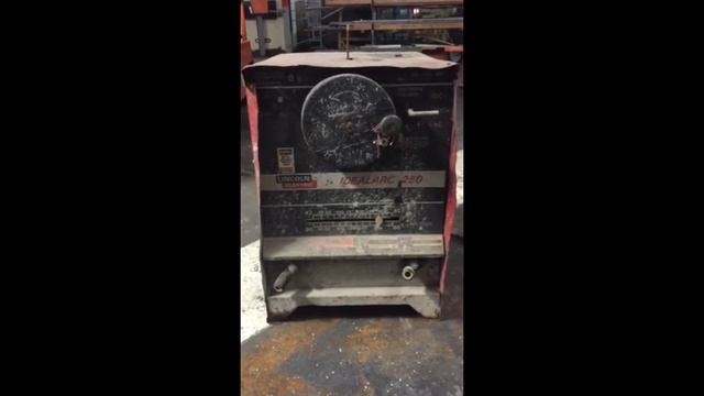 Lincoln Electric Constant Current AC/DC Arc Welder AC/DC 250, CCR14202, CCR Industrial смотреть онлайн