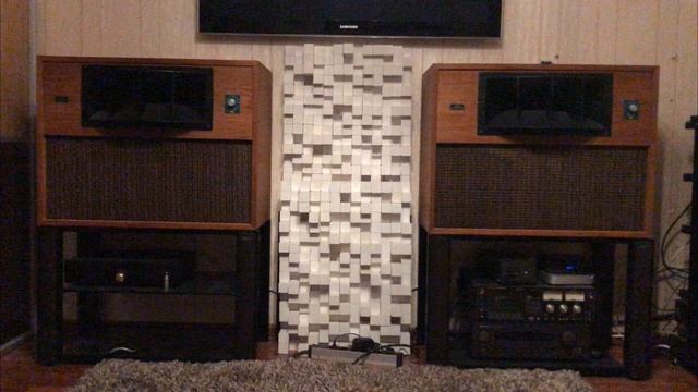 PF - Comfortably Numb - Altec 9844A смотреть онлайн