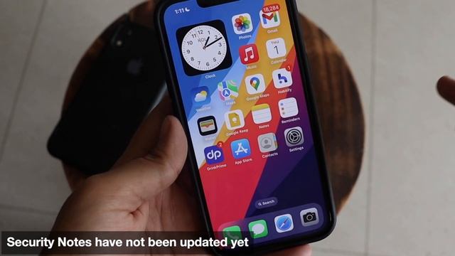 iOS 16.1.2 Update on iPhone 13 ! смотреть онлайн