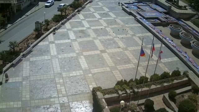 Вебкамера "Площадь Советская". Запись 03.09.2017 12:00:03 смотреть онлайн