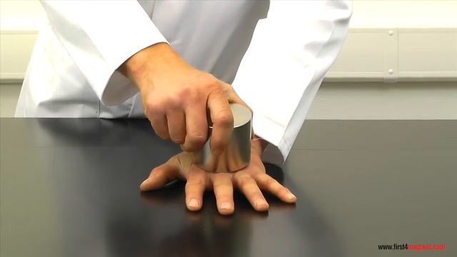 Супер сила неодимовых магнитов! Осторожно смотреть онлайн