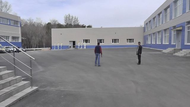 28.04.2017 DeafSkills 1 день Двор строительного  колледжа 06043