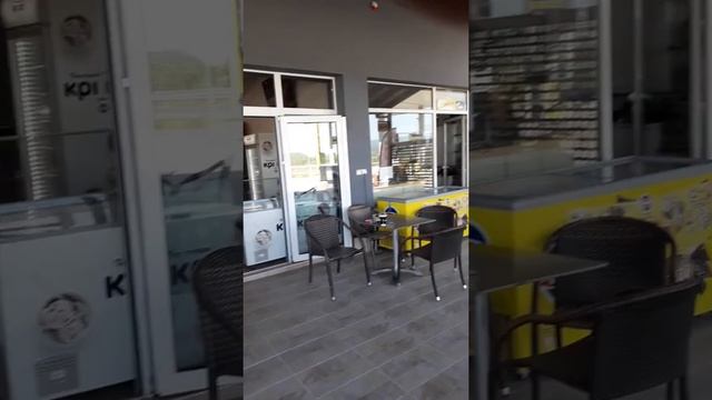 Кафе на АЗС в Греции смотреть онлайн