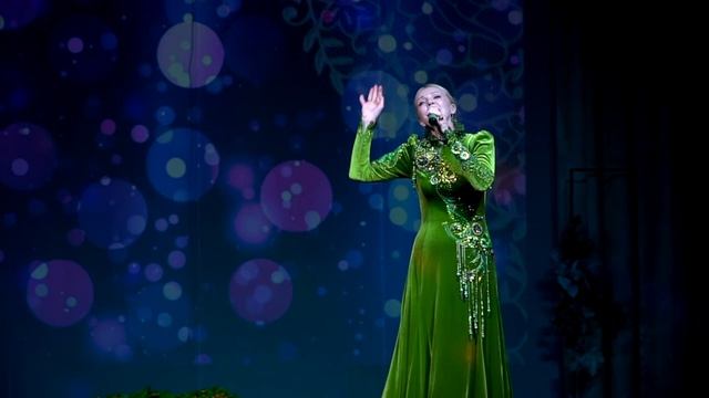 "Покров" (муз. А.Карабетова, сл. С.Ковалёвой). Поет Засл.арт.РФ Светлана Юрасова смотреть онлайн