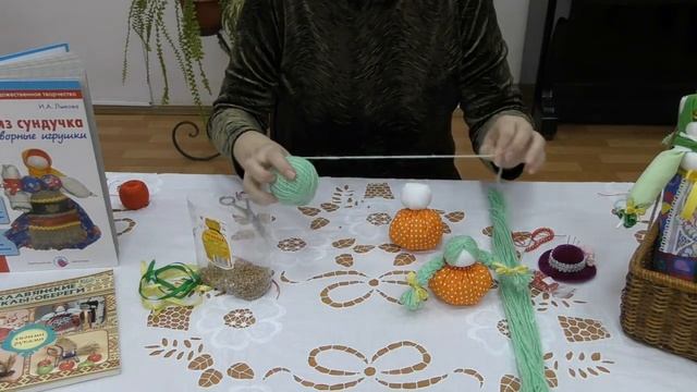 Мастер – класс по изготовлению народной куклы «Крупеничка - Зерновушка» смотреть онлайн