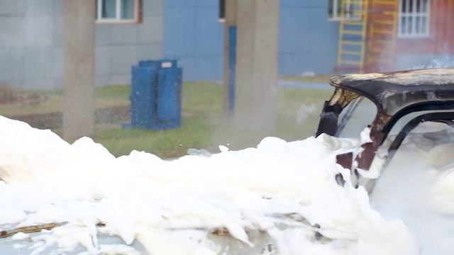 «Волки, мы с вами!»: нижнекамские огнеборцы поддержали хоккейную команду Нефтехимик. смотреть онлайн