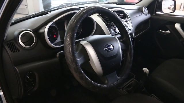 Datsun MI-DO СВЕТЛО-ГОЛУБОЙ смотреть онлайн