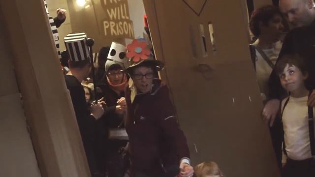 Cardboardia Free Will Prison смотреть онлайн