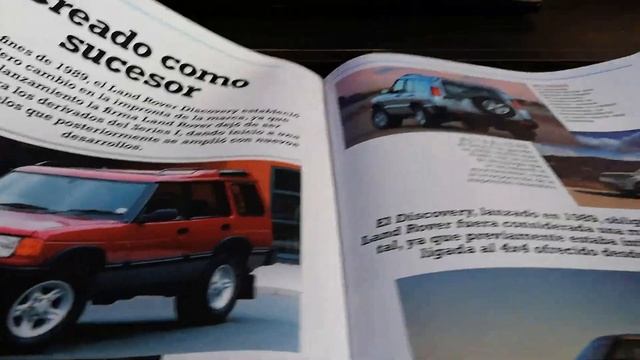 #126 Land Rover Defender 110 (1996) 1/43 - Autos Inolvidables Argentinos